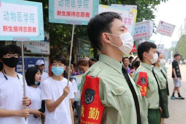 西农，我来了！直击新生报到首日！