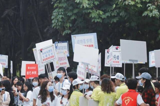 西农，我来了！直击新生报到首日！