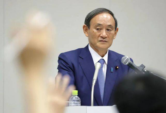 9月2日，日本内阁官房长官菅义伟在东京举行的记者会上宣布决定参加自民党总裁选举。新华社/共同社