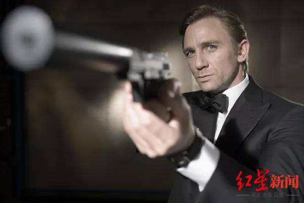 丹尼尔·克雷格扮演的007
