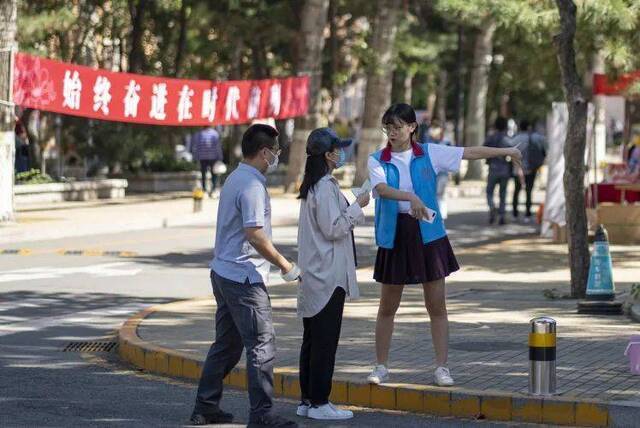 萌新来啦！2020级人大新生报到现场直击！