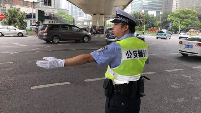 像警察，又不是警察，那些表现优秀的“辅警”如何晋升为警察？