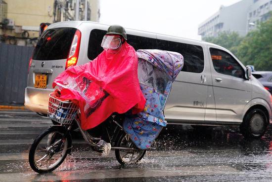 雨一直下 北京最低气温16℃ 请添衣保暖出行注意安全