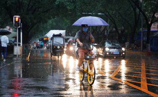 雨一直下 北京最低气温16℃ 请添衣保暖出行注意安全