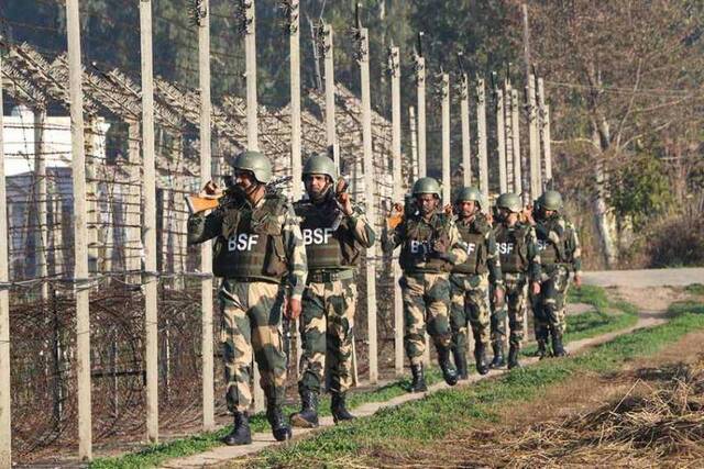 印度边境安全部队（BSF）的警员。图源：印度报业托拉斯（PTI）