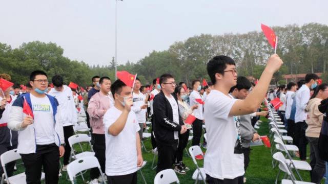 开学典礼  今天起成为一名湖工大人！