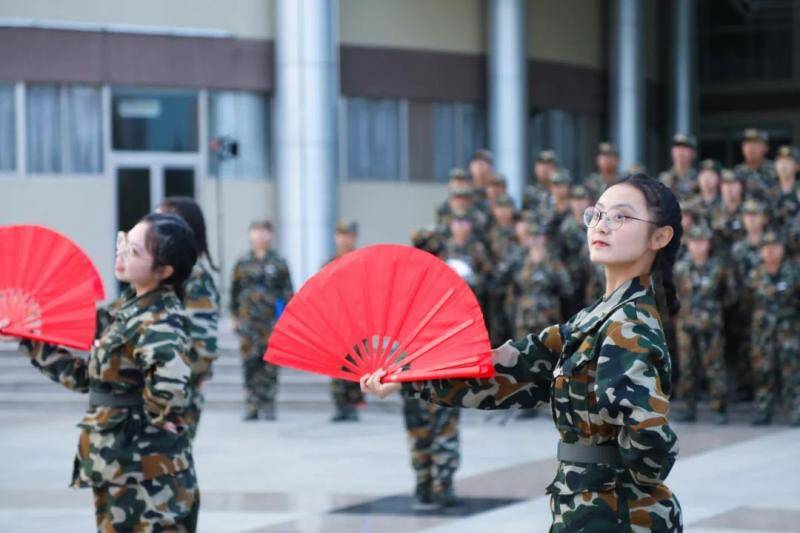 听！军歌嘹亮唱响宁大校园