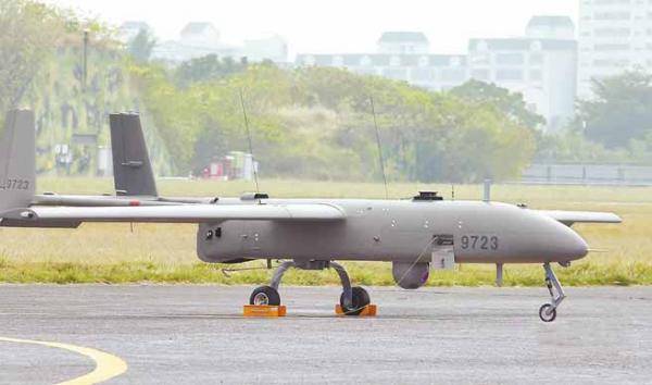 “锐鸢”系台湾自制无人机，但服役后事故多发且性能不佳，被台军“嫌弃”
