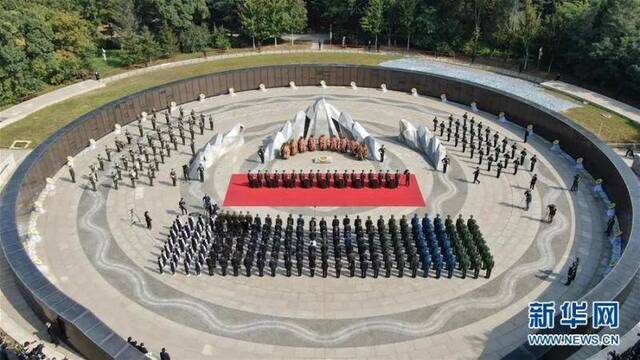 第七批在韩中国人民志愿军烈士遗骸在沈阳安葬