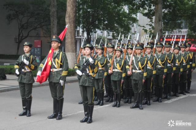 @SDUers，双节同庆！来听国旗下的青春最强音！