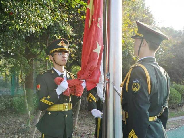 鲜花献英雄  东南大学举行2020年“烈士纪念日”主题教育活动