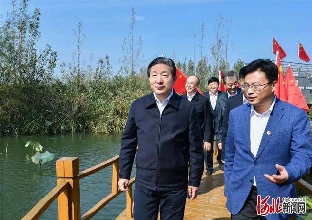 河北省委书记王东峰、省长许勤，来到白洋淀