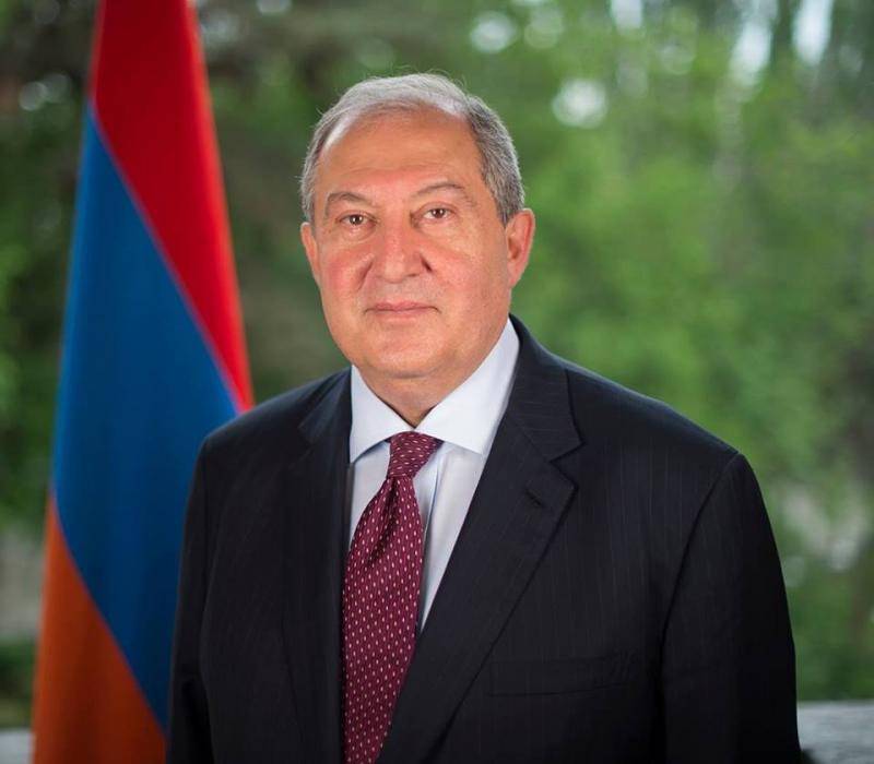 △图为亚美尼亚总统萨尔基相