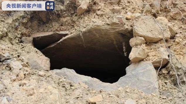 云南德钦发现2处古石棺墓 距今约3000年