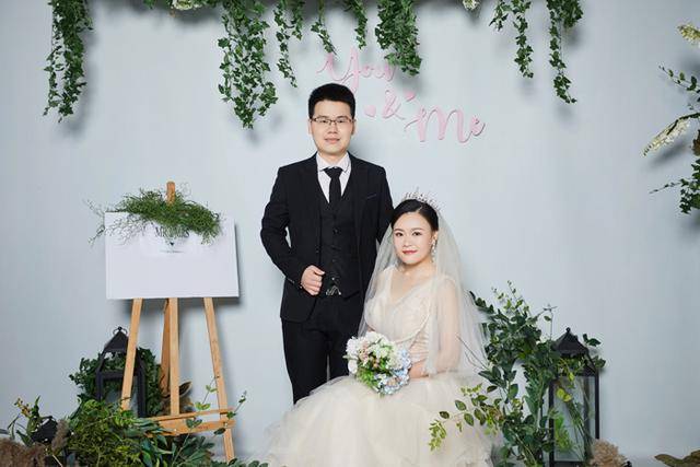 为救人 这对抗疫夫妻第二次错过婚礼