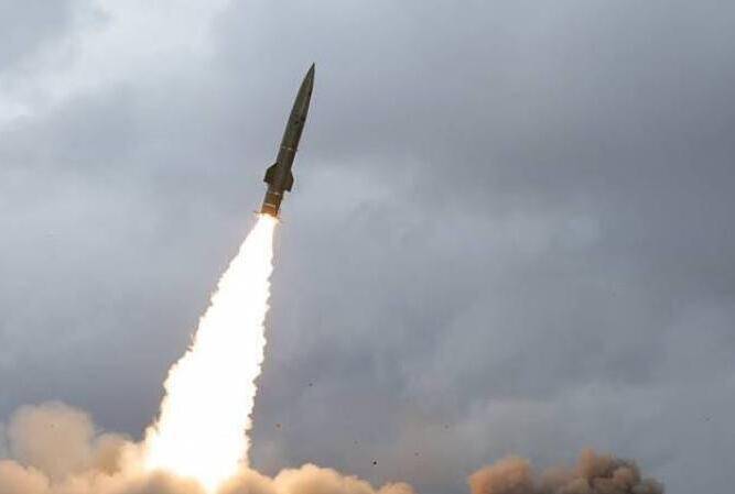 亚美尼亚装备的战术弹道导弹发射画面