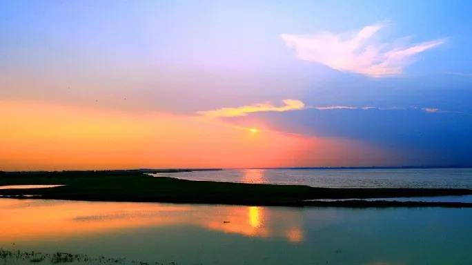 你好黄河滩，你好，充满美好希望的明天。