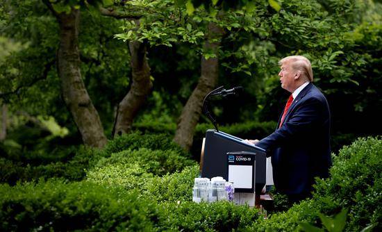 美政府官员爆料称白宫仍在推动群体免疫技术。（图源：Getty Images）