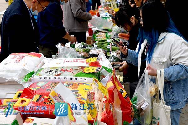 消费扶贫产品在南工大成了“香饽饽”