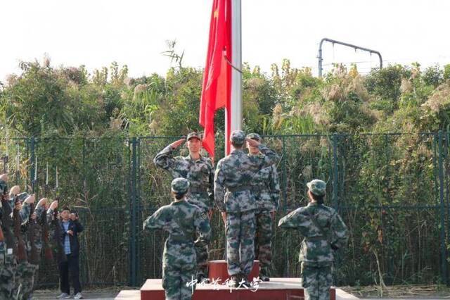 弘扬伟大抗疫精神 吹响青春使命号角 ——中国药科大学2020年田径运动会隆重开幕