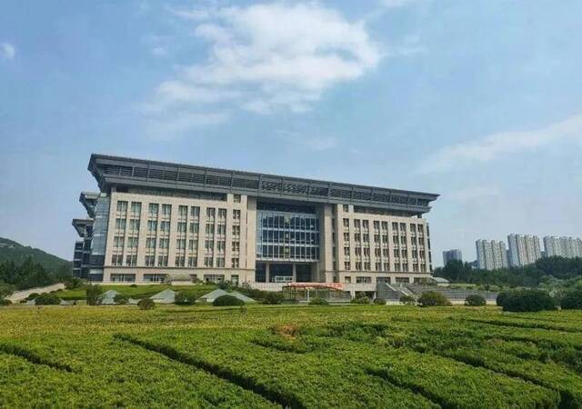 这届社会科学优秀成果奖，济南大学拿了9项！