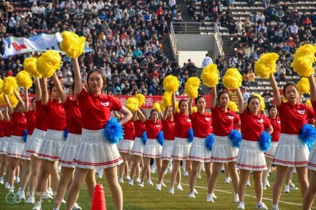 直击现场！南京邮电大学超震撼运动会来袭！(最美方阵由你选出！）