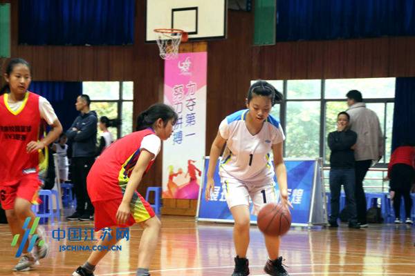 南京市青少年阳光体育节校园篮球3V3联赛女子组开赛