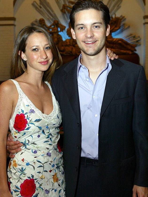 蜘蛛侠托比·马奎尔（Tobey Maguire）与环球影业高层之女詹妮弗·梅耶（Jennifer Meyer）