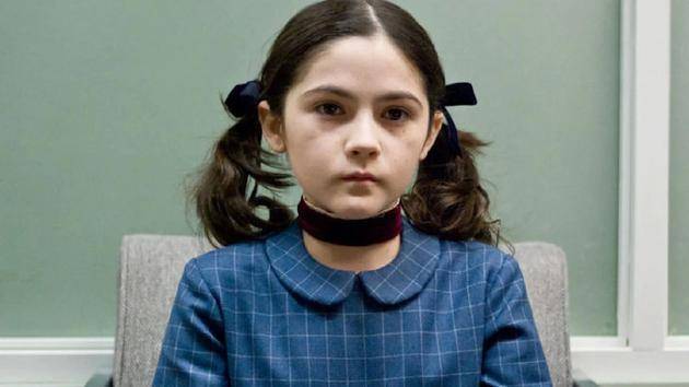 《孤儿怨》里的小女孩伊斯特，由伊莎贝拉·弗尔曼扮演