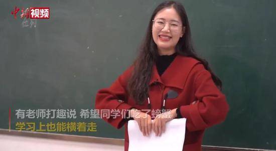 学校食堂为学生准备了1300多只螃蟹！网友：羡慕的泪水从嘴角流了下来