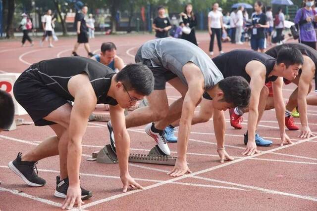 秋日运动会！他们用热情点燃华农！