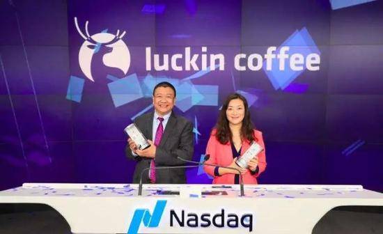 左为陆正耀来源：Nasdaq