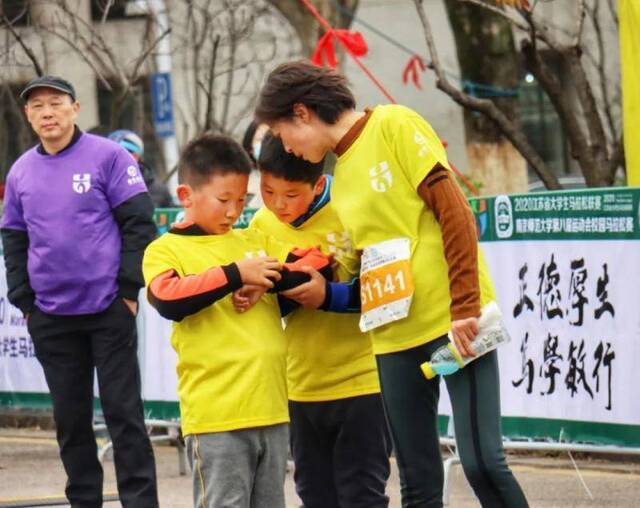 2020江苏省大学生马拉松联赛南京师范大学第八届运动会校园马拉松举行