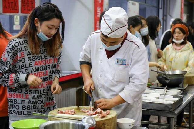 饮食文化节｜在冬日，与美食来一次温暖的碰面！