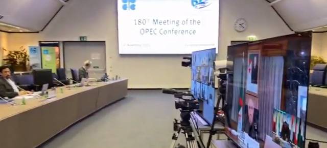 欧佩克举行第180次会议 商讨明年石油减产规模