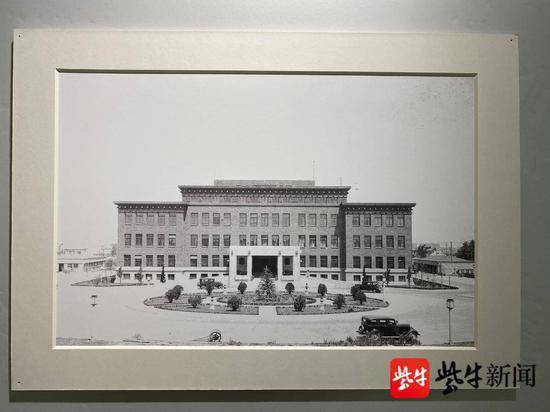 童寯、李剑晨先生诞辰120周年纪念展开展，十几幅古典园林图像首次面世