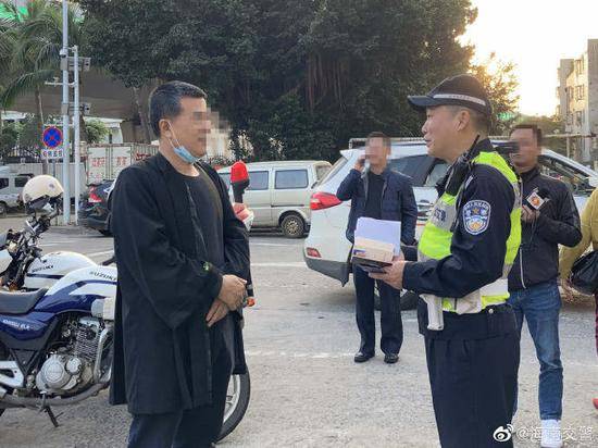 律师“知会”交警别贴条否则追责？交警出手了