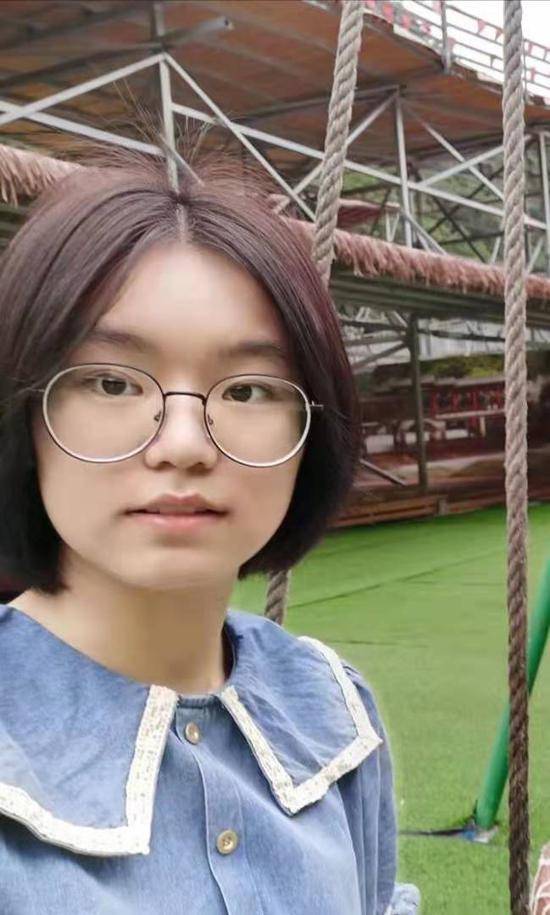 重庆16岁高一少女失联21天至今未归，家长急坏：孩子走到大桥中间突然不见了
