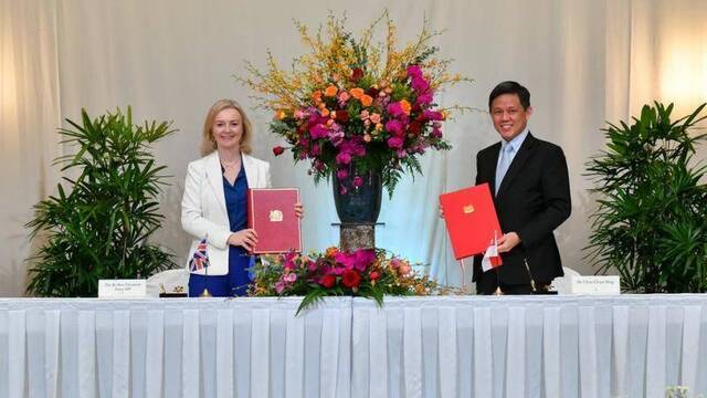 △英国与新加坡签署自由贸易协定
