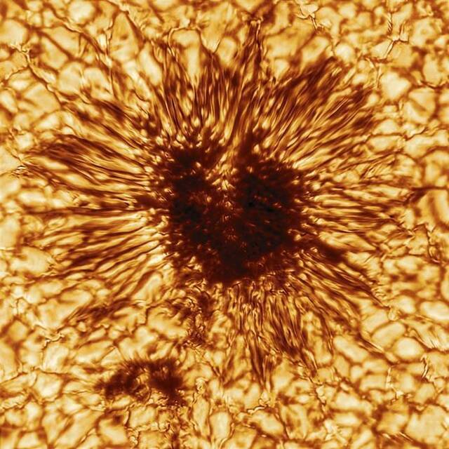 世界上最大的哈雷阿卡拉天文台拍到一个比地球还大的太阳黑子