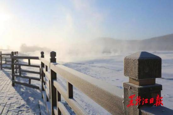 泼水成冰、冰川泡面……-40℃！中国最冷小镇迎入冬气温最低值