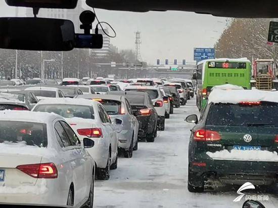 烟台威海已降下大到暴雪！山东继续发布寒潮预警，局地降雪持续