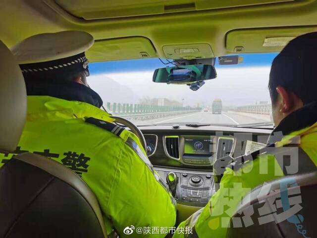 陕西首个高路安全车距抓拍系统启用一周 处罚200余例