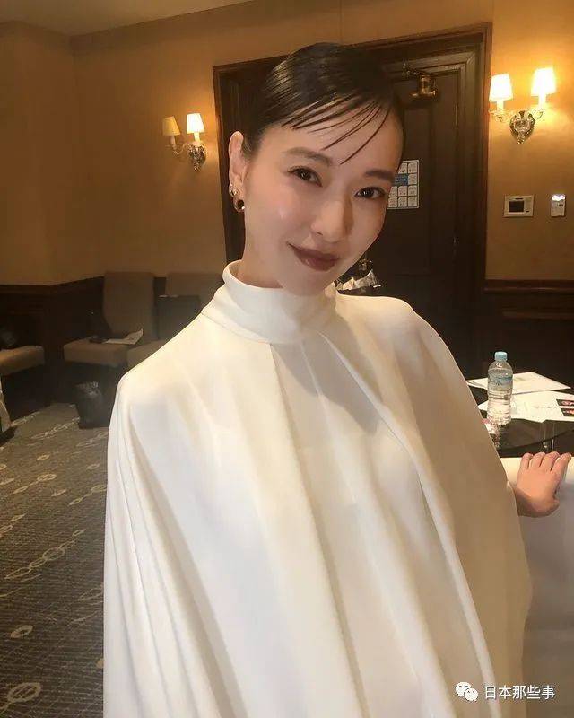 户田惠香梨婚后首次发文 对大家的祝福表示感谢