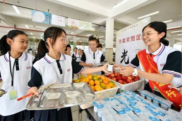 反食品浪费法草案提请审议