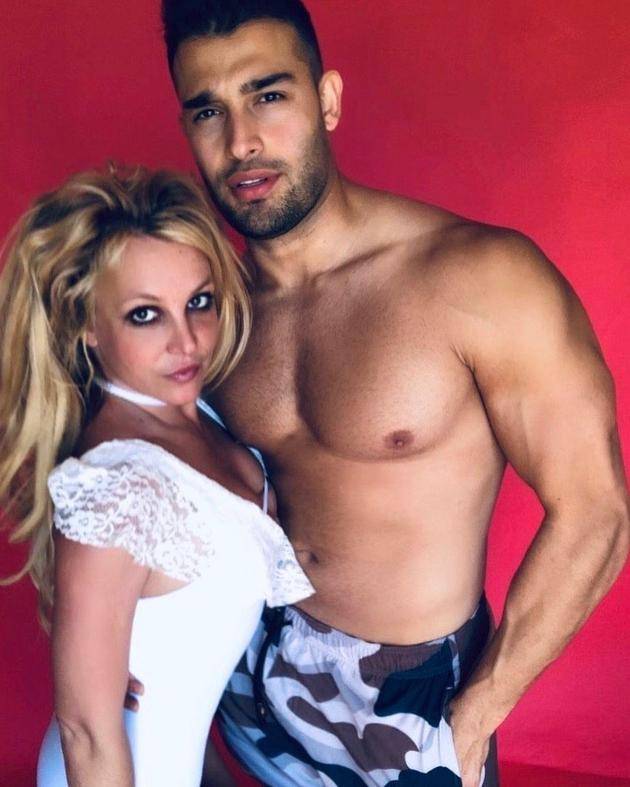 布兰妮·斯皮尔斯（Britney Spears）与男友山姆·阿斯加里（Sam Asghari）