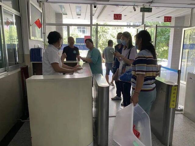 记录我们身边那些默默无闻的感动