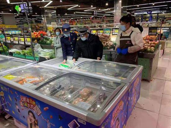 北京顺义采集永辉等15家商超样本2130件，结果均为阴性