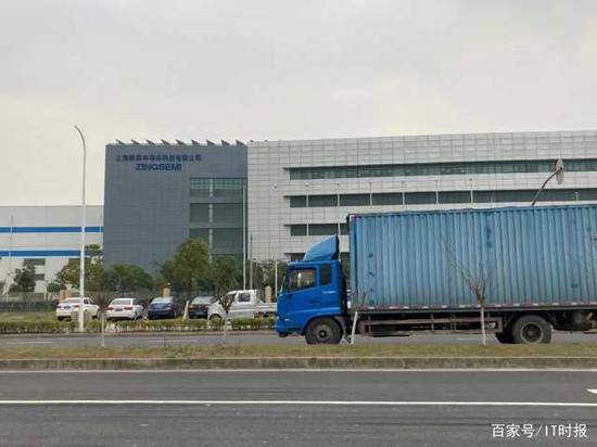 探访上海硅片厂：确在大批招人 但2021年将持续“缺货”