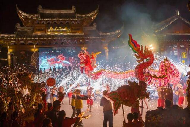 你有一份来自大足石刻的新年祝福 请注意查收